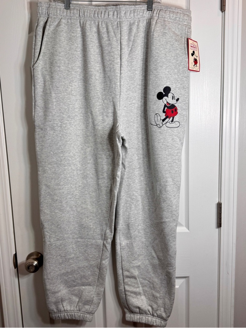 NWT pair of Disney Mickey Mouse Jogger Sweatpants XL